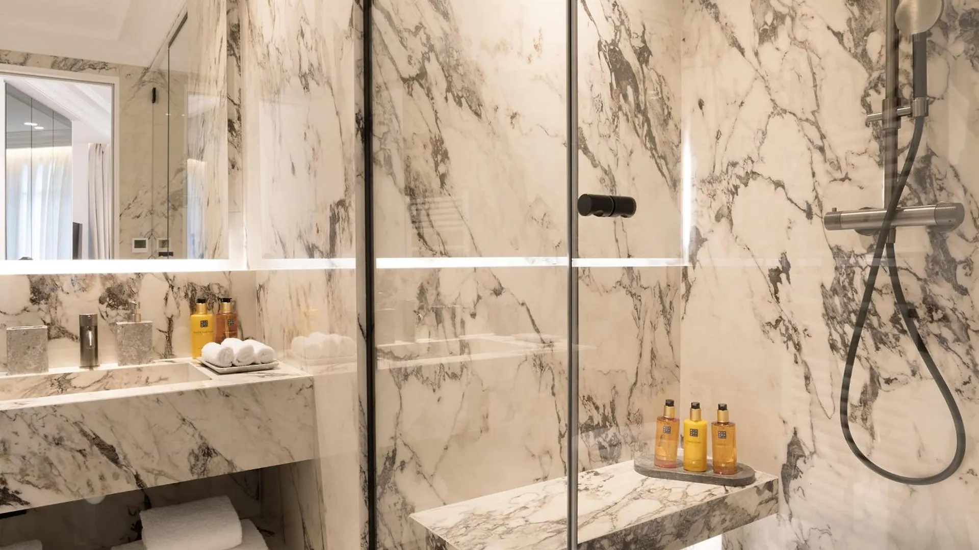 Thelander - Serviced Apartments In Champs Elysees Paris